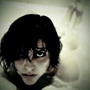 Meet your Posher, Violet